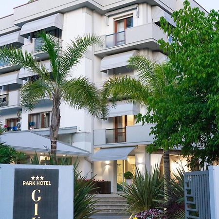 Park Hotel Giusy Lido di Camaiore Dış mekan fotoğraf